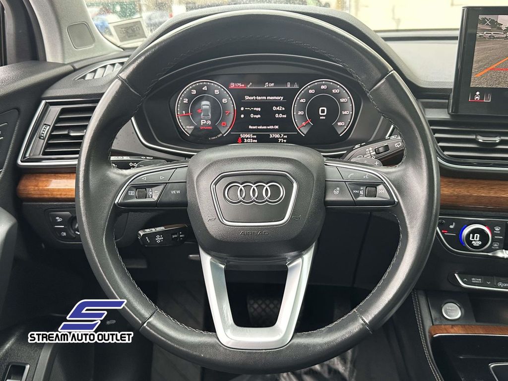 2023 Audi Q5 45 S line Premium photo 13