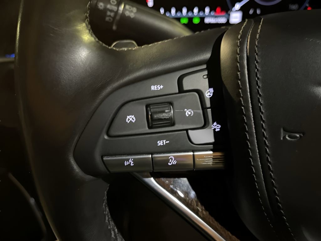 2023 Cadillac Escalade ESV Premium Luxury Platinum photo 19