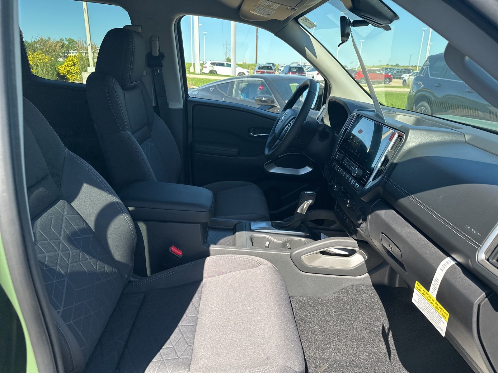 2025 Nissan Frontier SV photo 38