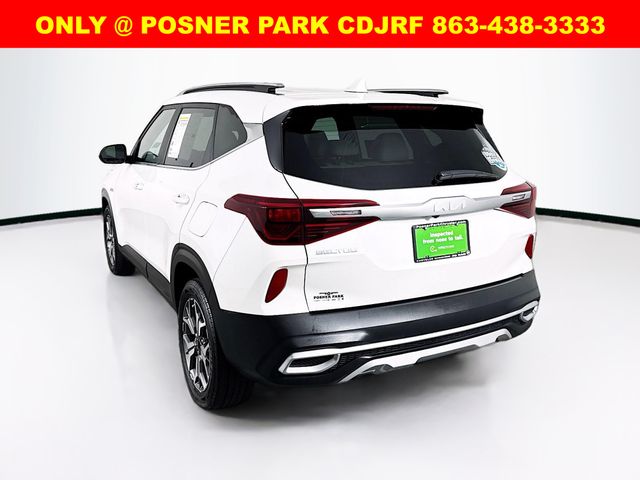 2022 Kia Seltos EX photo 2