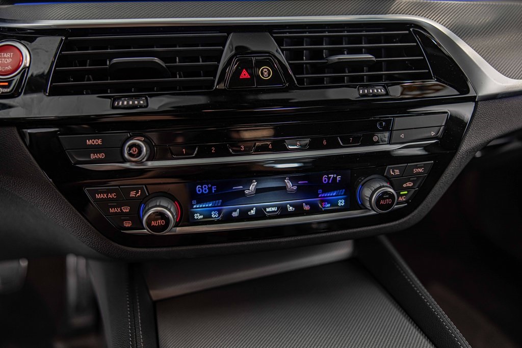 2023 BMW M5 - Image 29