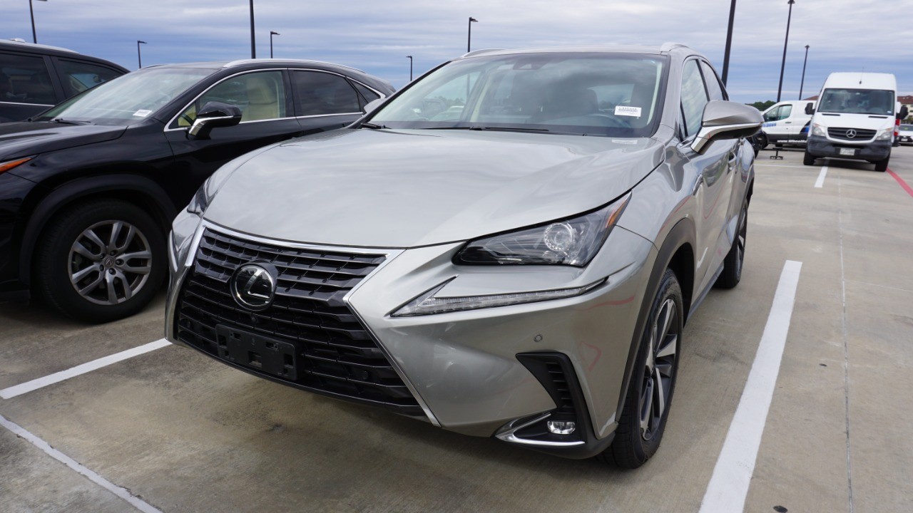 2019 Lexus NX 300's photo