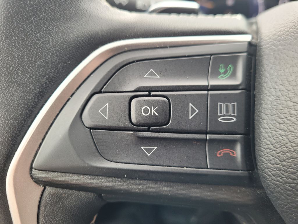 2024 Jeep Grand Cherokee Laredo photo 18