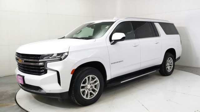 2023 Chevrolet Suburban LT