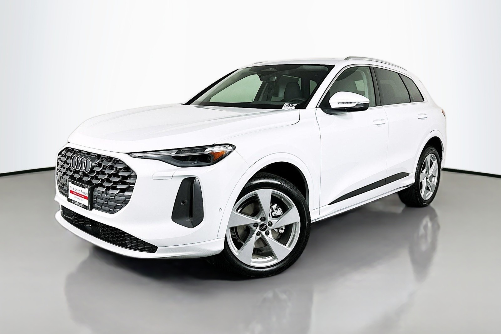 2025 Audi New Q5 Premium Plus's photo