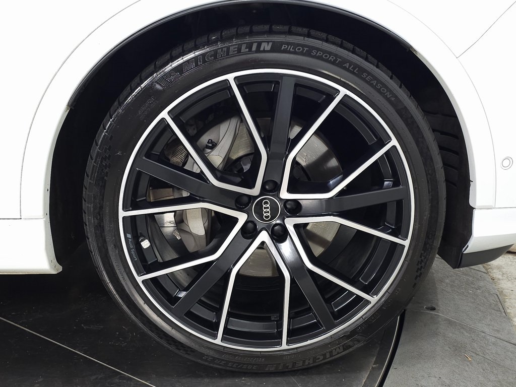 2023 AUDI Q7 - Image 14