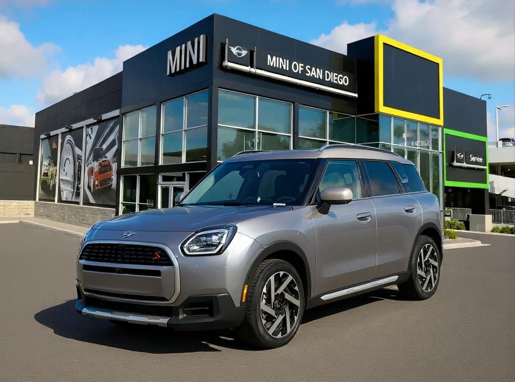 2026 MINI Countryman S's photo