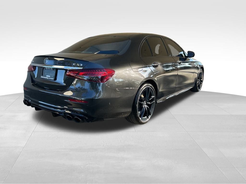 2022 Mercedes Benz E AMG 53 photo 3