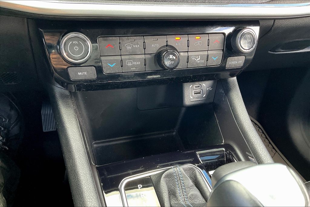 2022 Jeep Compass Latitude photo 24