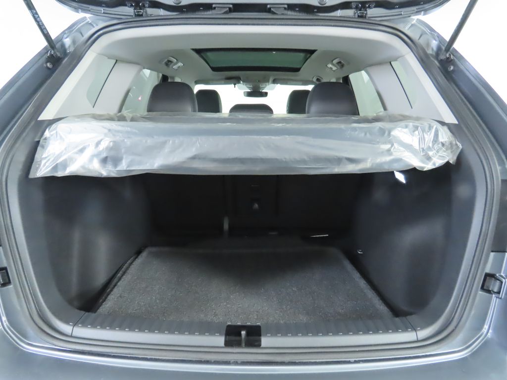 2025 Volkswagen Taos SE photo 27