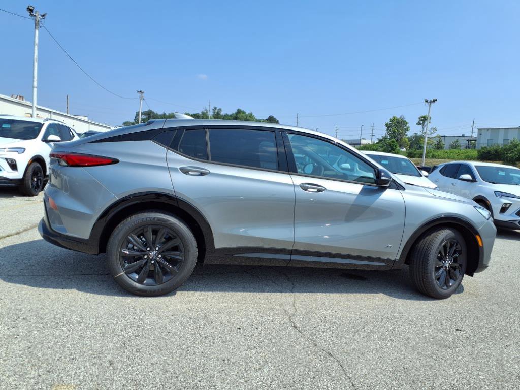 2025 Buick Envista ST photo 17