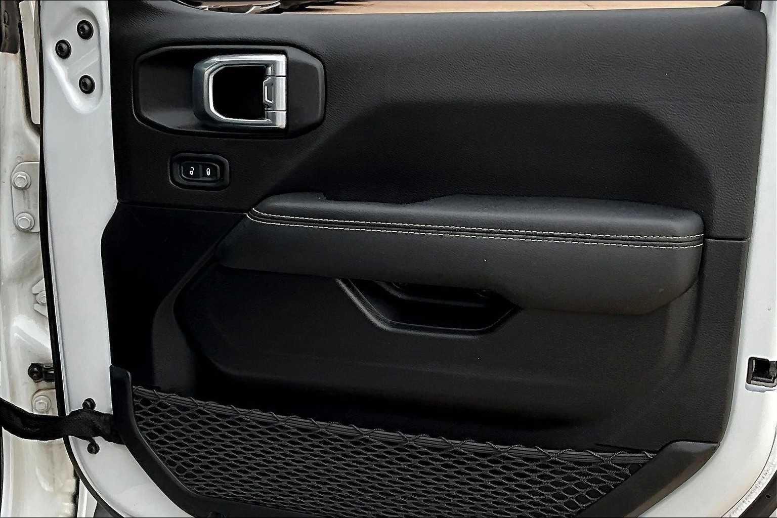 2021 Jeep Gladiator Overland photo 21
