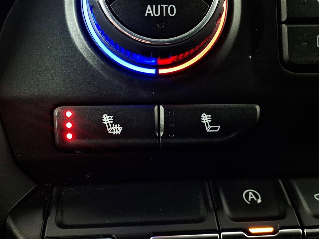 2019 Chevrolet Silverado 1500 LT photo 4