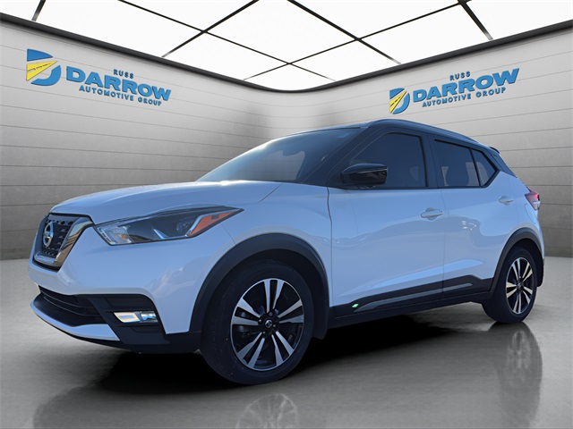 2019 Nissan Kicks SR's photo