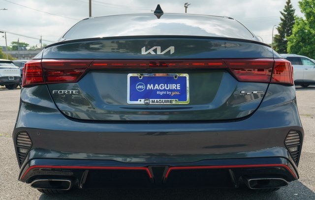 2022 Kia Forte GT photo 2