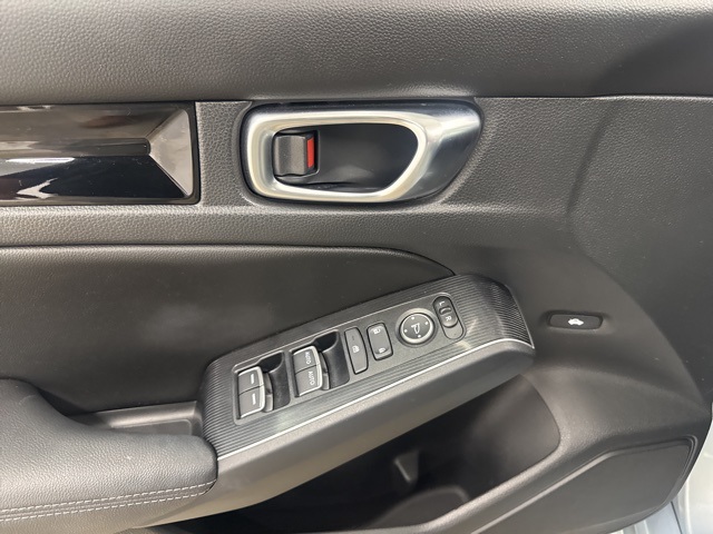2023 Honda Civic Touring photo 18
