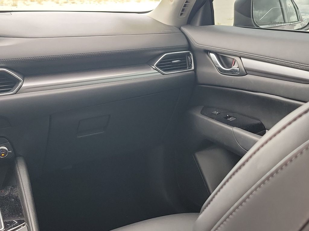 2019 Mazda CX-5 Touring photo 21