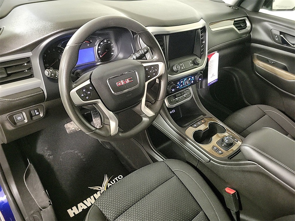 2023 GMC ACADIA - Image 11