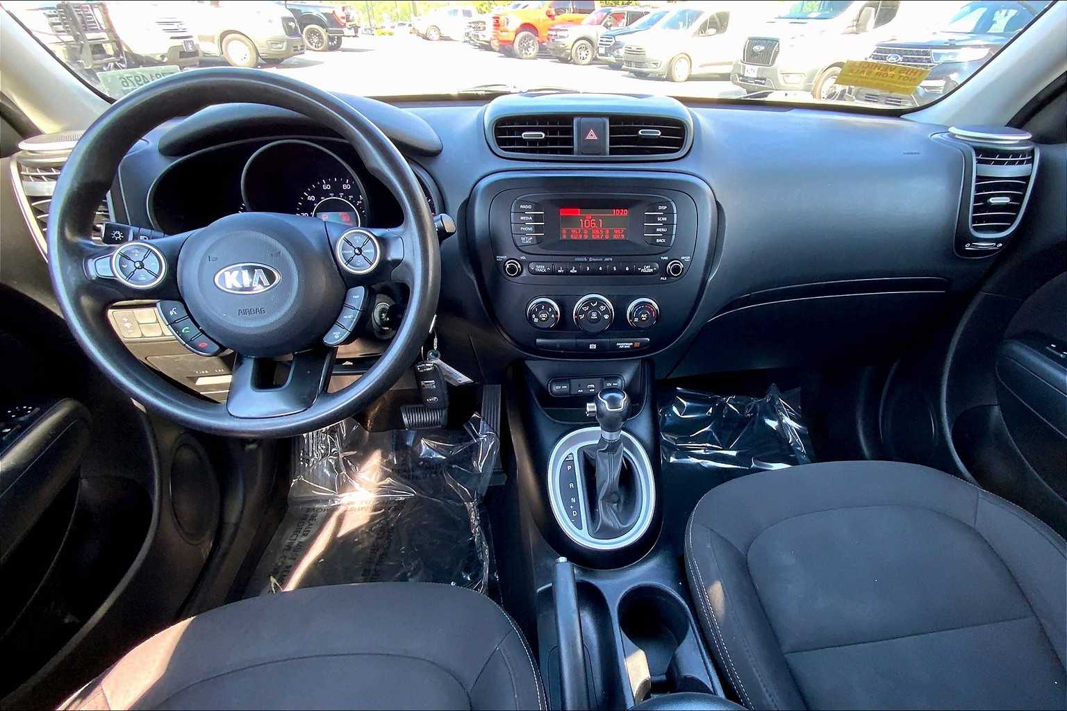 2015 Kia Soul Base photo 14