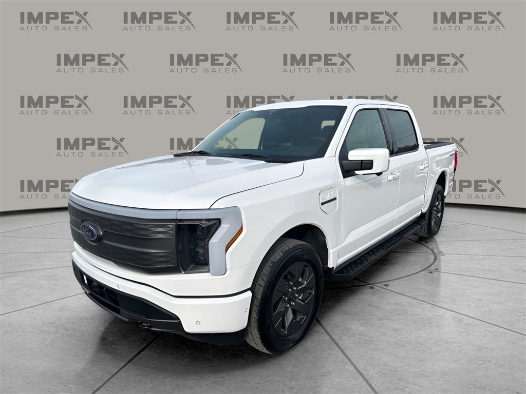 2022 Ford F-150 Lightning Lariat's photo