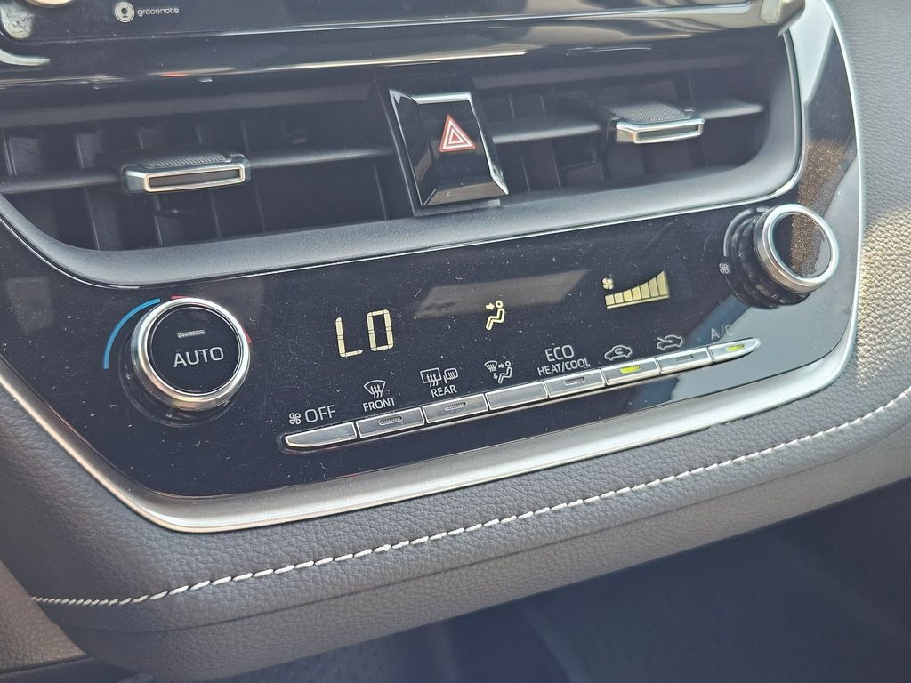 2021 Toyota Corolla SE Nightshade Edition photo 22