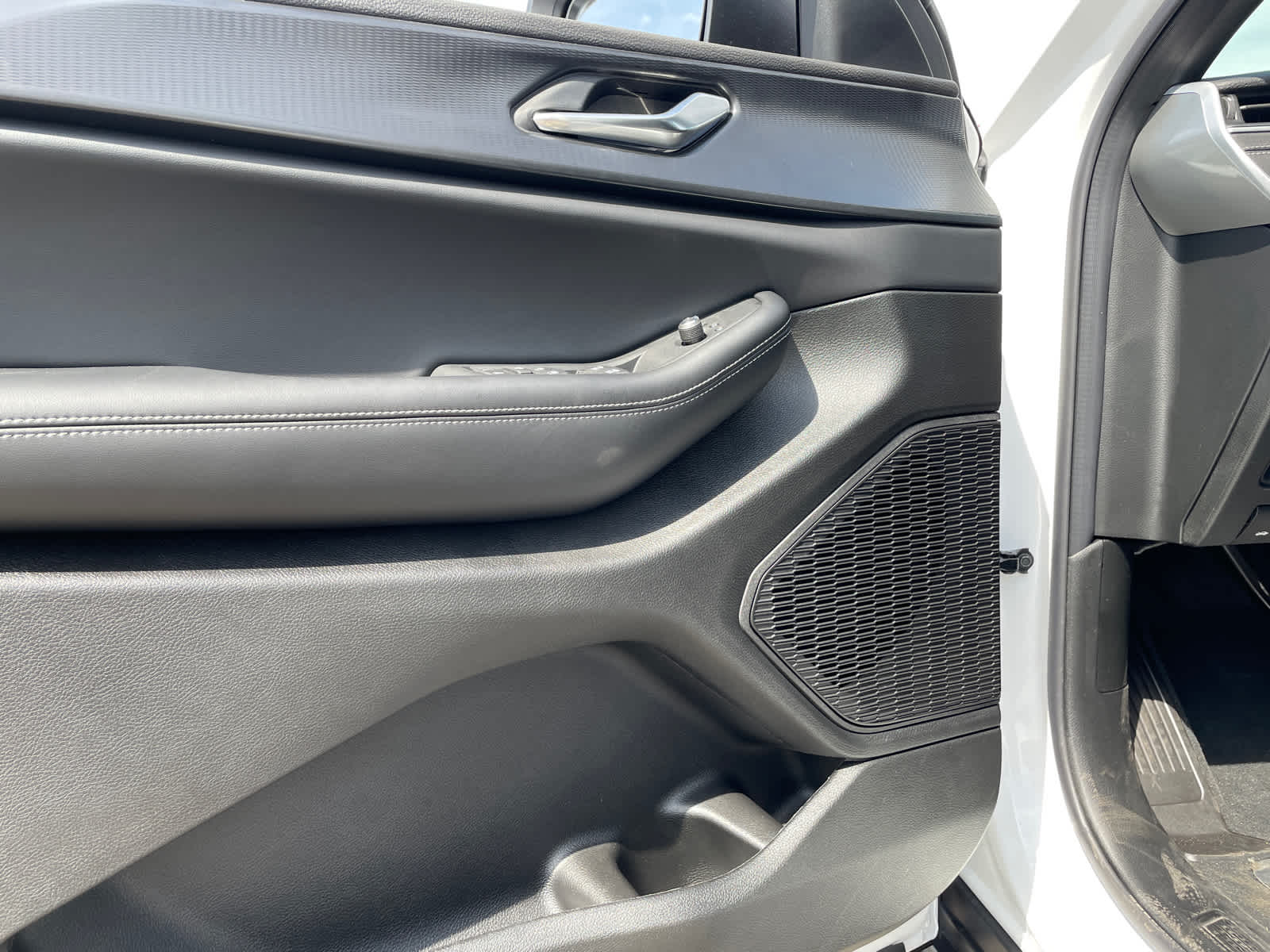 2025 Jeep Grand Cherokee Laredo X photo 16