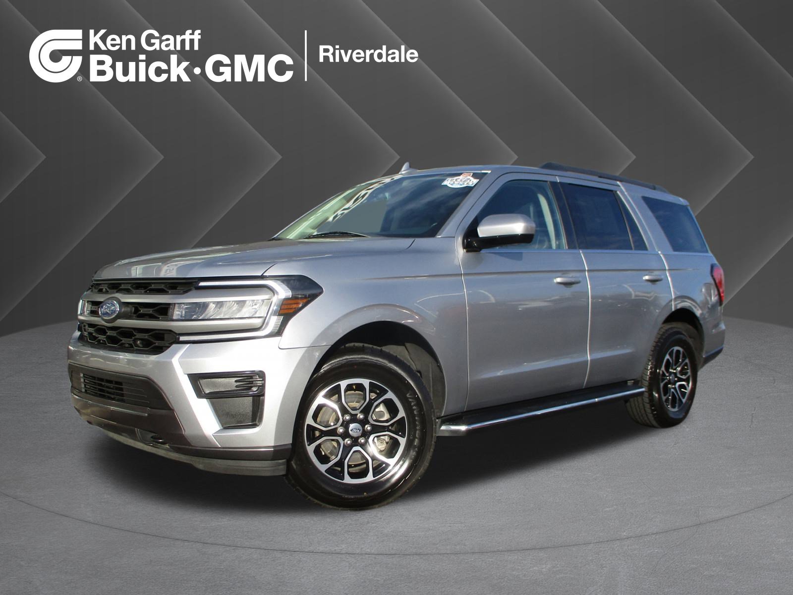 2023 Ford Expedition XLT's photo