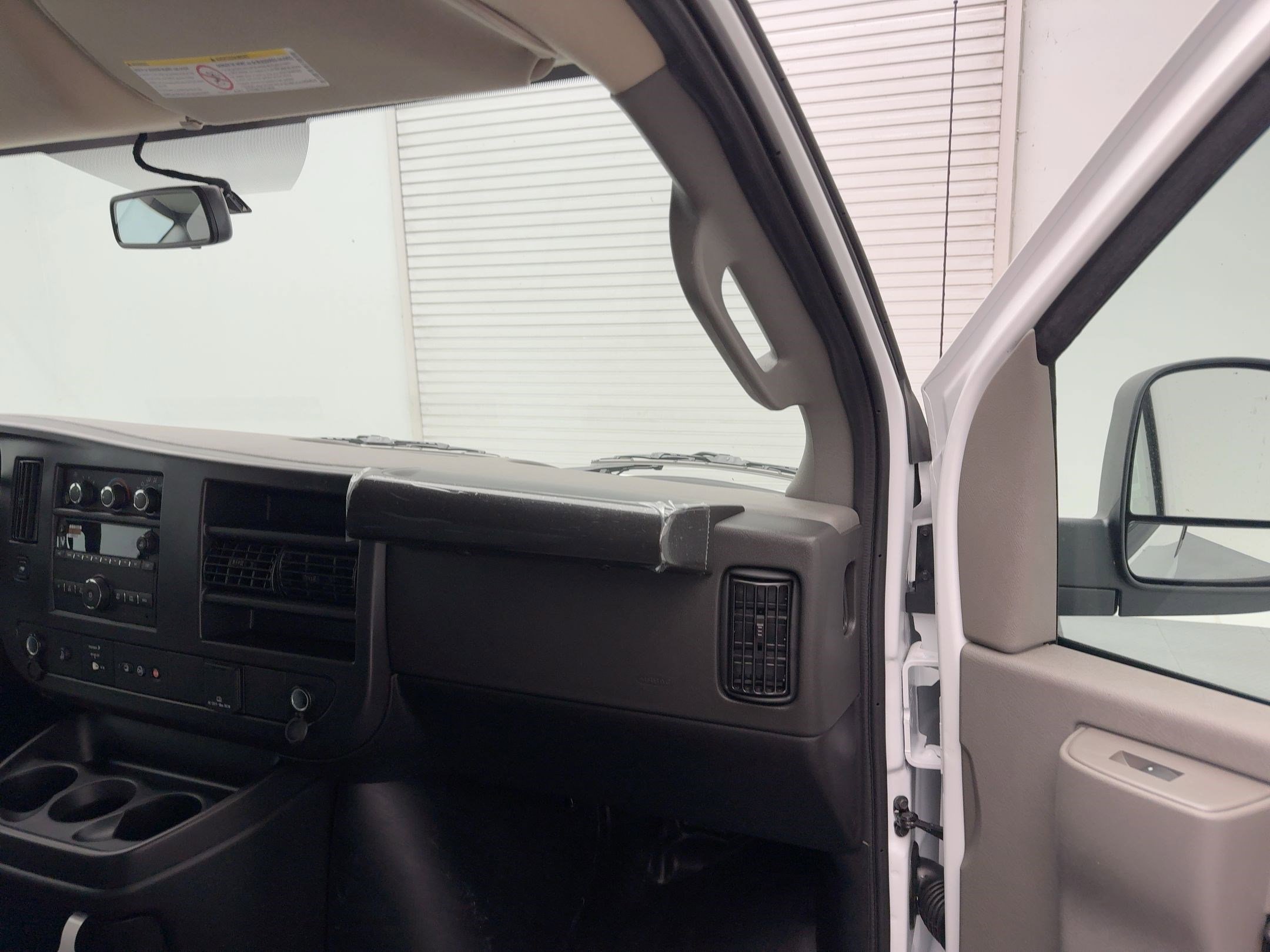 2025 Chevrolet Express Cargo 2500 photo 20