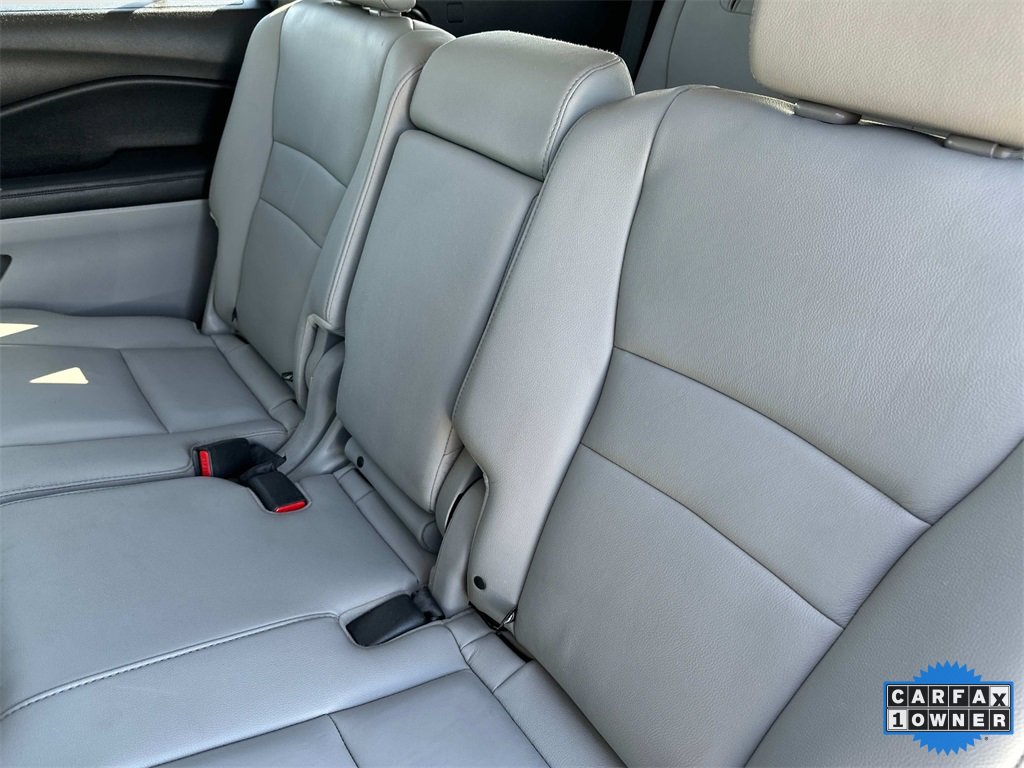 2017 Honda Pilot EX-L photo 8