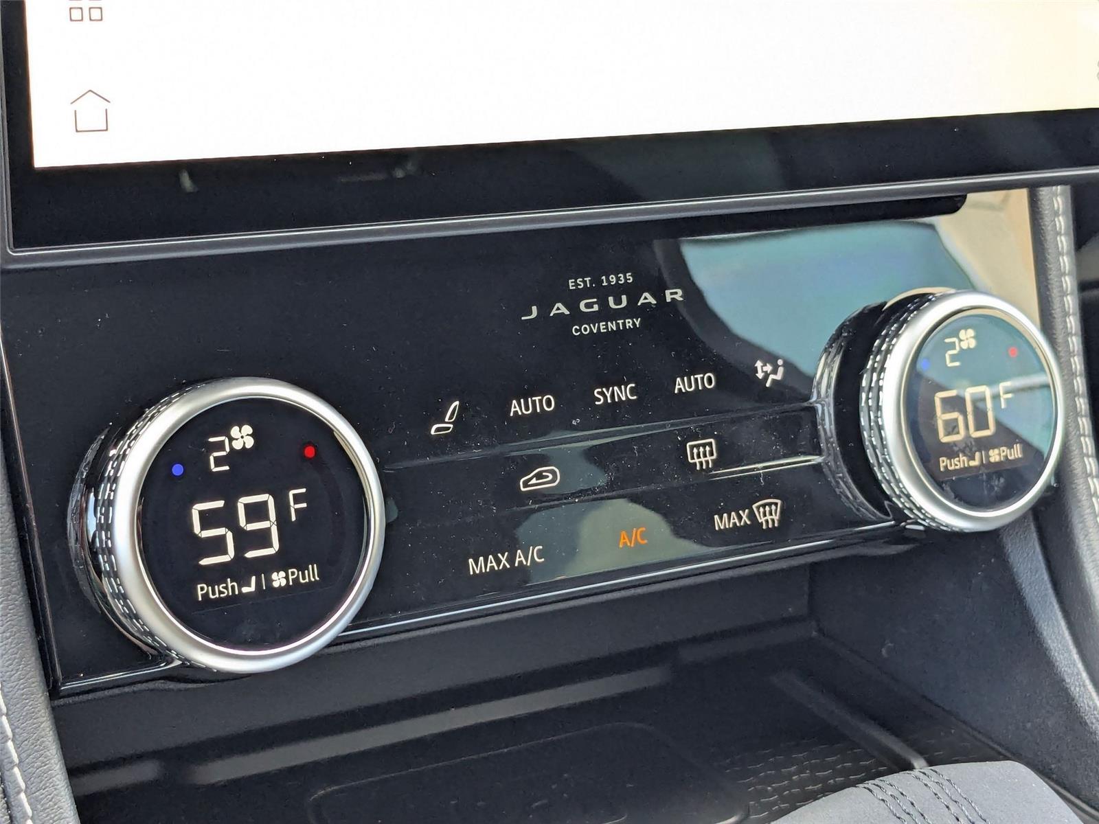2026 Jaguar F-PACE P250 R-Dynamic S photo 17