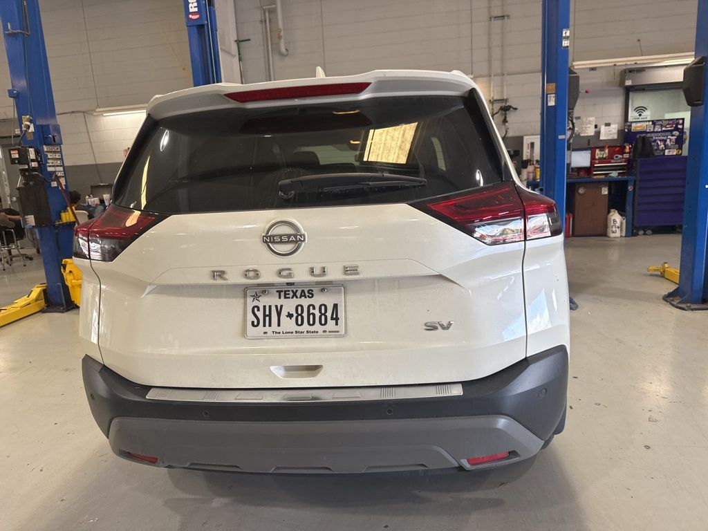 2023 Nissan Rogue SV photo 4
