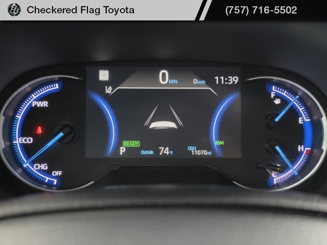 2024 Toyota RAV4 Hybrid XLE photo 19