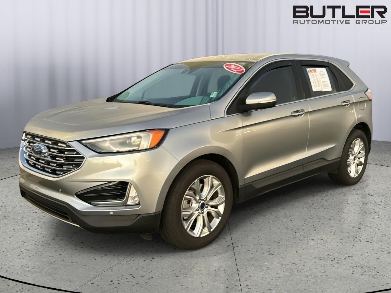 2022 Ford Edge Titanium's photo