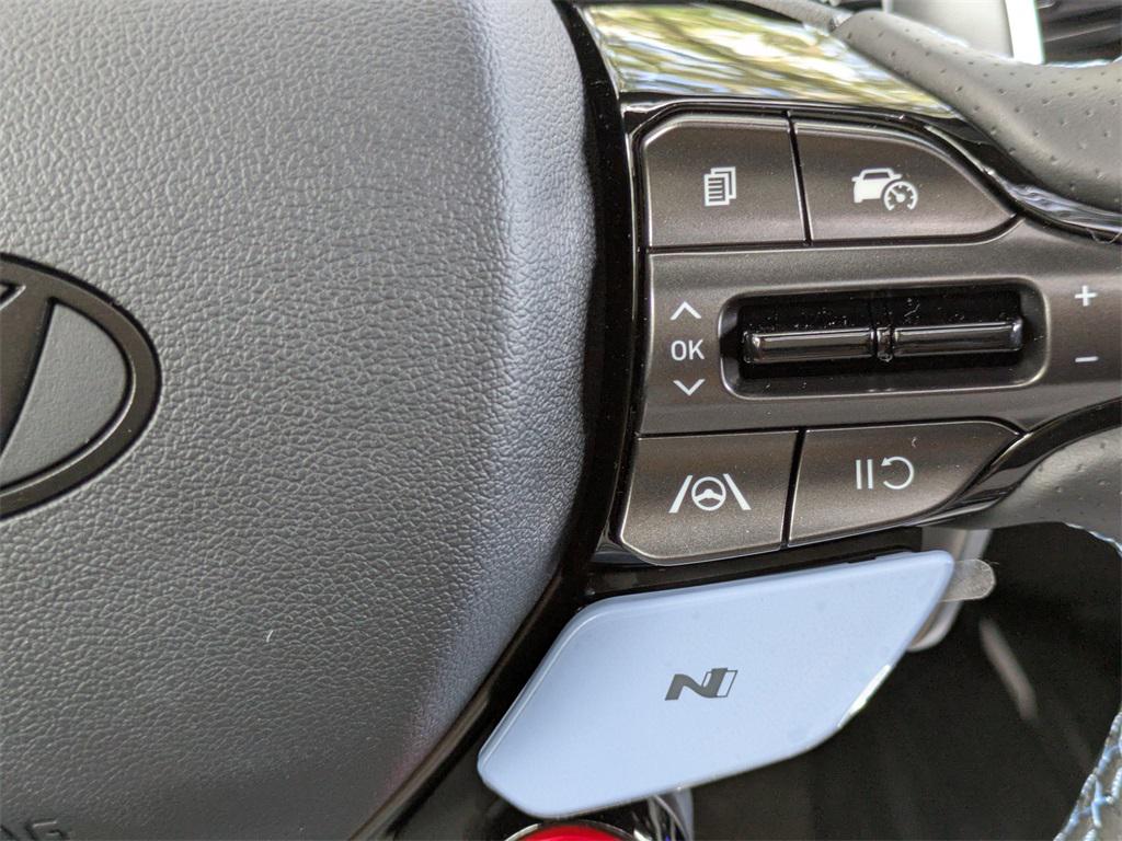 2025 Hyundai Elantra N photo 22
