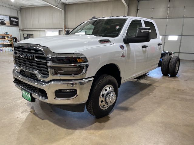2025 Ram 3500 Tradesman photo 5