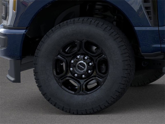 2025 Ford F-350 photo 17