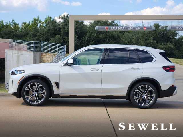 2026 Bmw X5 xDrive40i photo 2