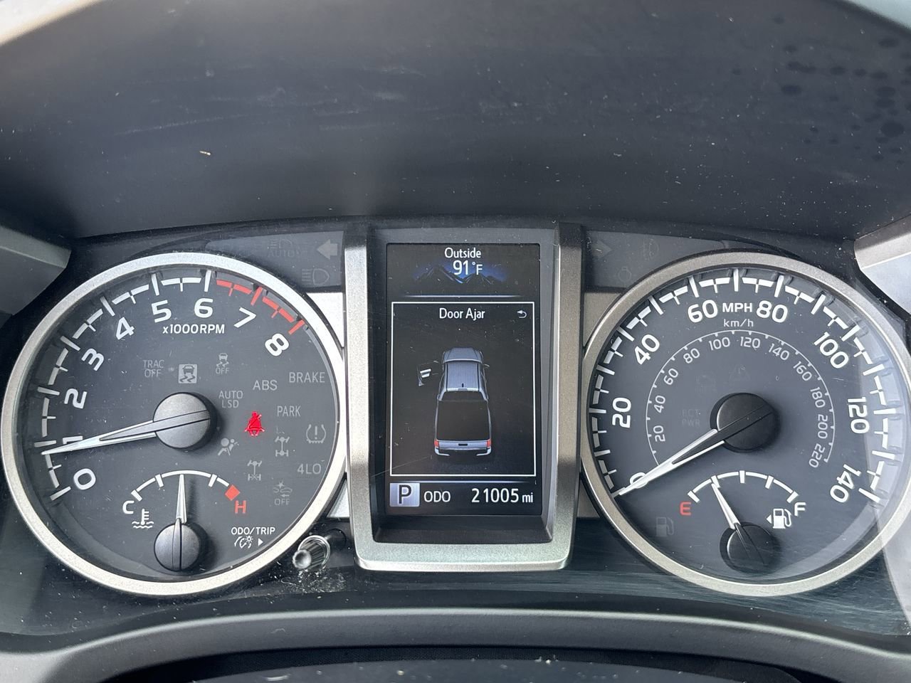 2023 Toyota Tacoma SR5 photo 30