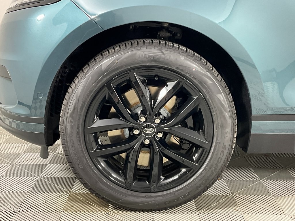 2026 Land Rover Range Rover Velar S photo 9