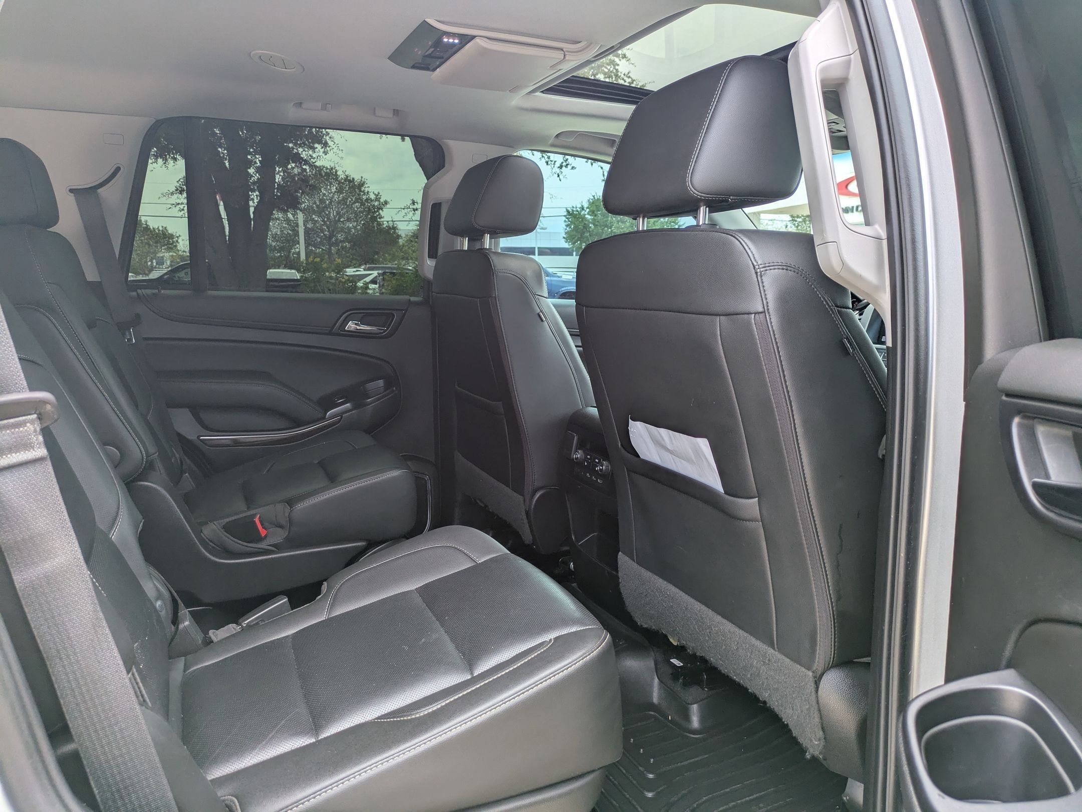 2019 Gmc Yukon SLT photo 27