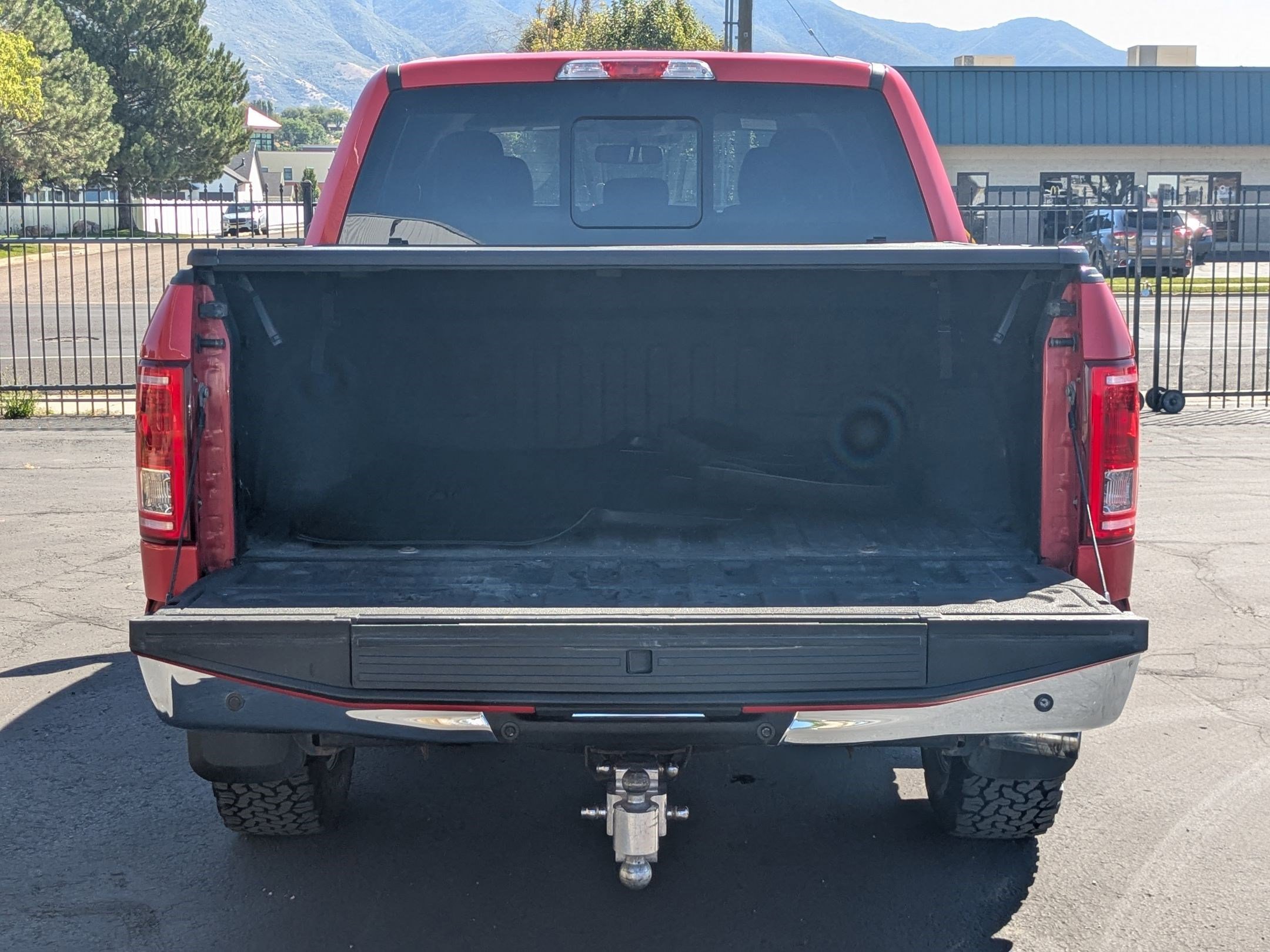 2015 Ford F-150 XLT photo 30