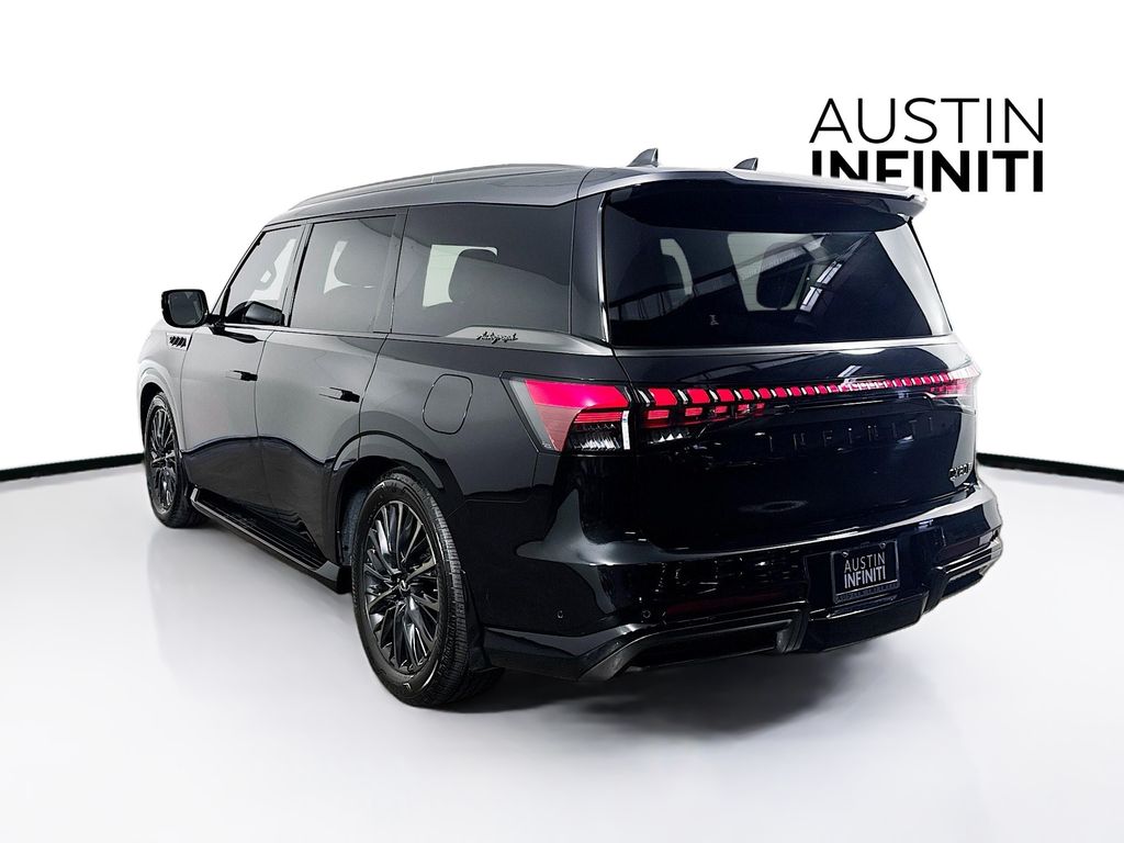 2026 Infiniti QX80 photo 3