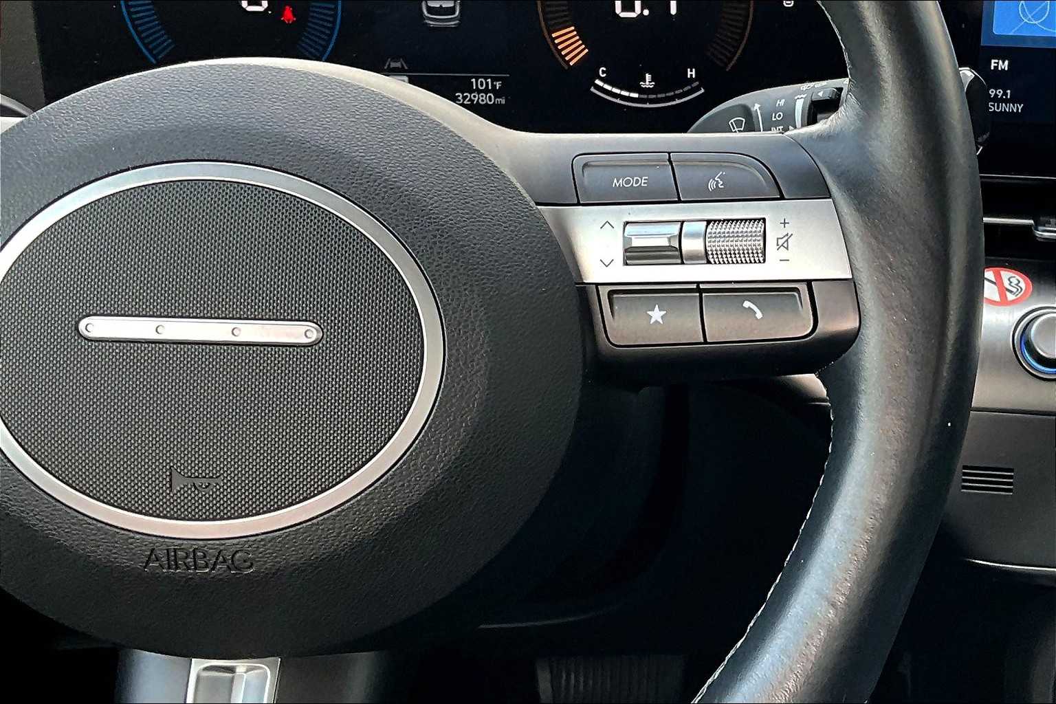 2024 Hyundai Kona SEL photo 22