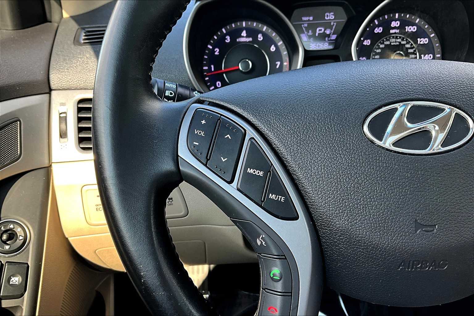 2016 Hyundai Elantra Value Edition photo 23