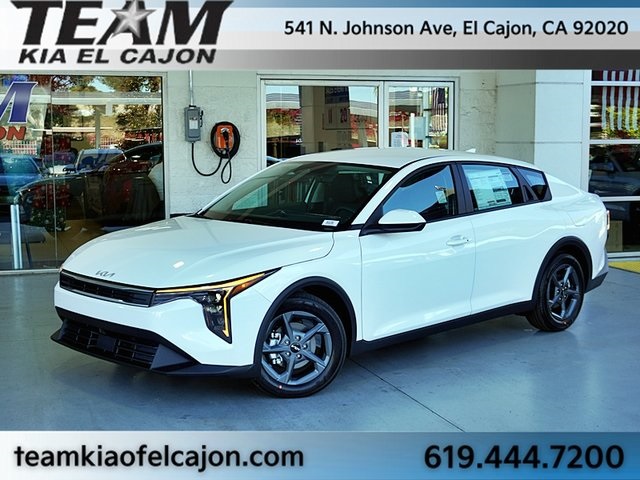 2025 Kia K4 LXS's photo