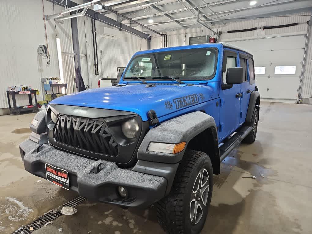 2023 Jeep Wrangler 4-Door Sport S's photo