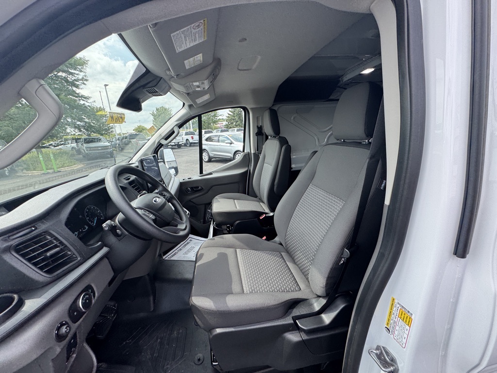 2025 Ford Transit photo 10