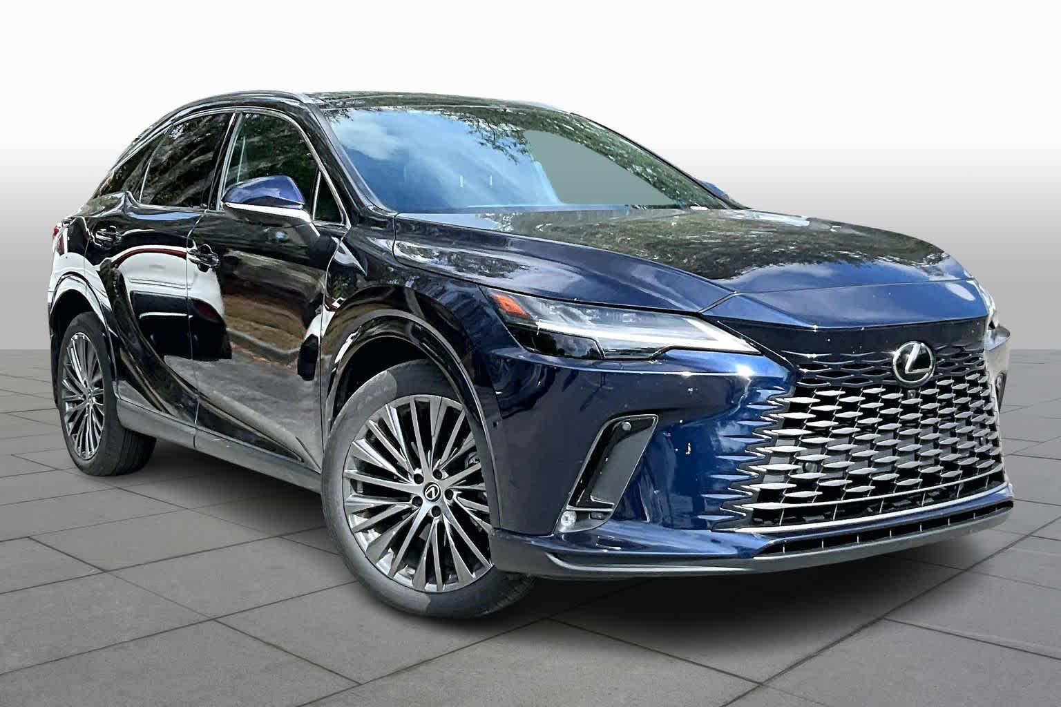 2023 Lexus RX Luxury photo 2