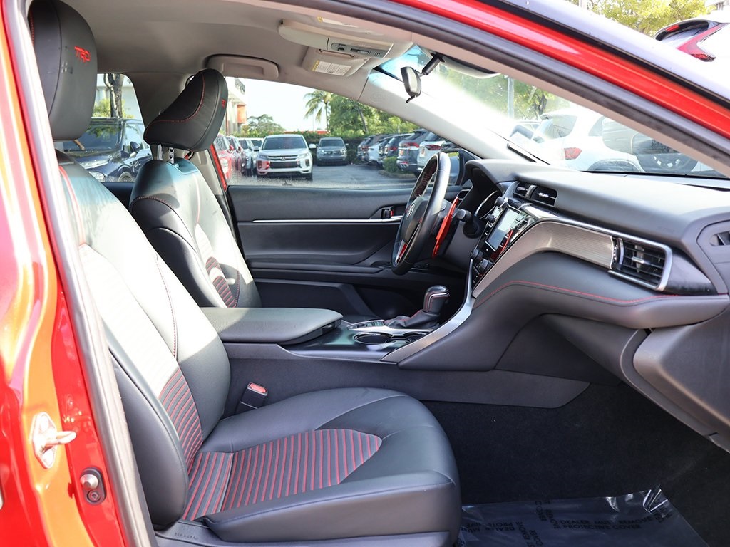 2020 Toyota Camry TRD V6 photo 26