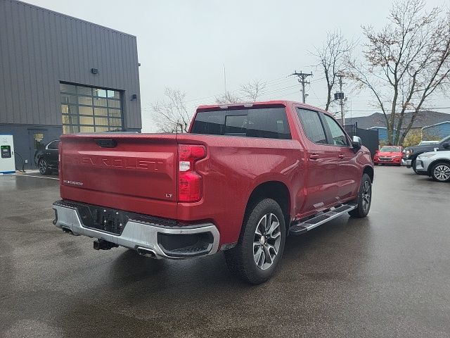 2024 Chevrolet Silverado 1500 LT photo 3